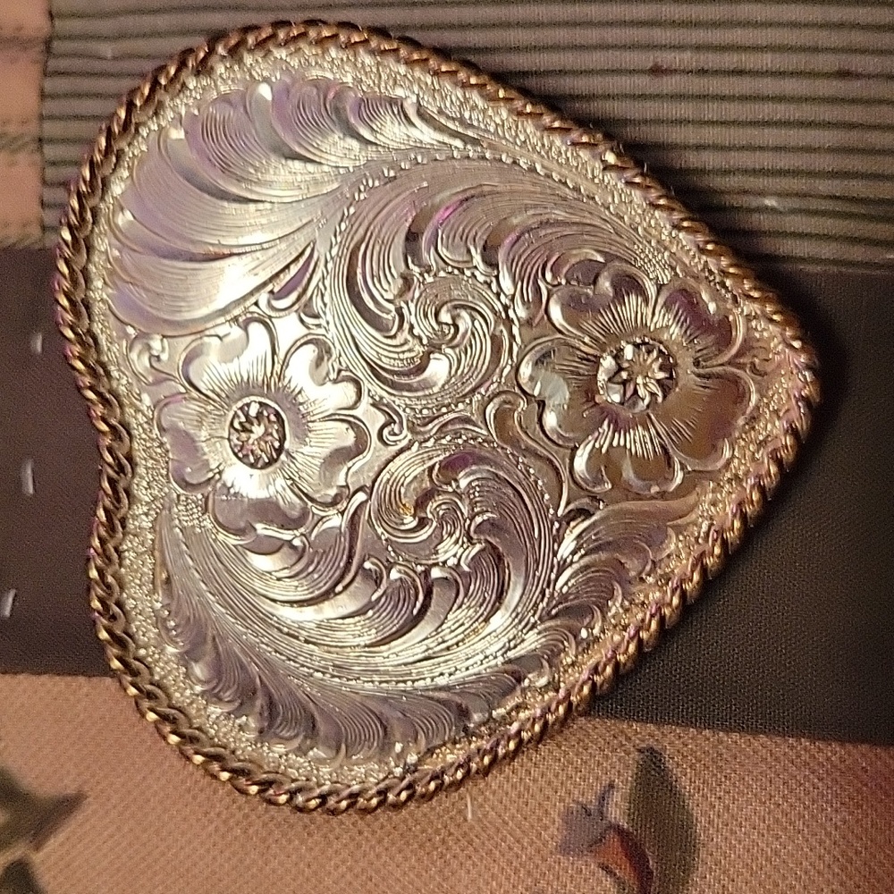 Belt buckle